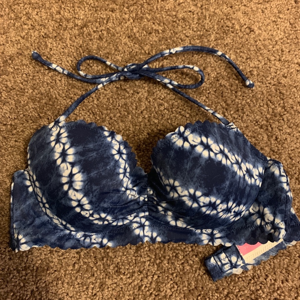 Victoria’s Secret Swim Top